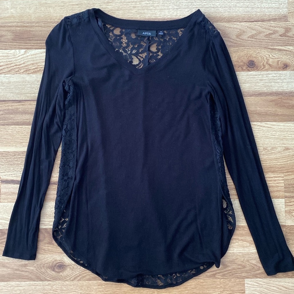 Apt 9 LONG SLEEVE TIGHT FITTED LACE V NECK SHIRT